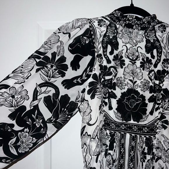 Farm Rio Mini Dress - Picture 2 of 6